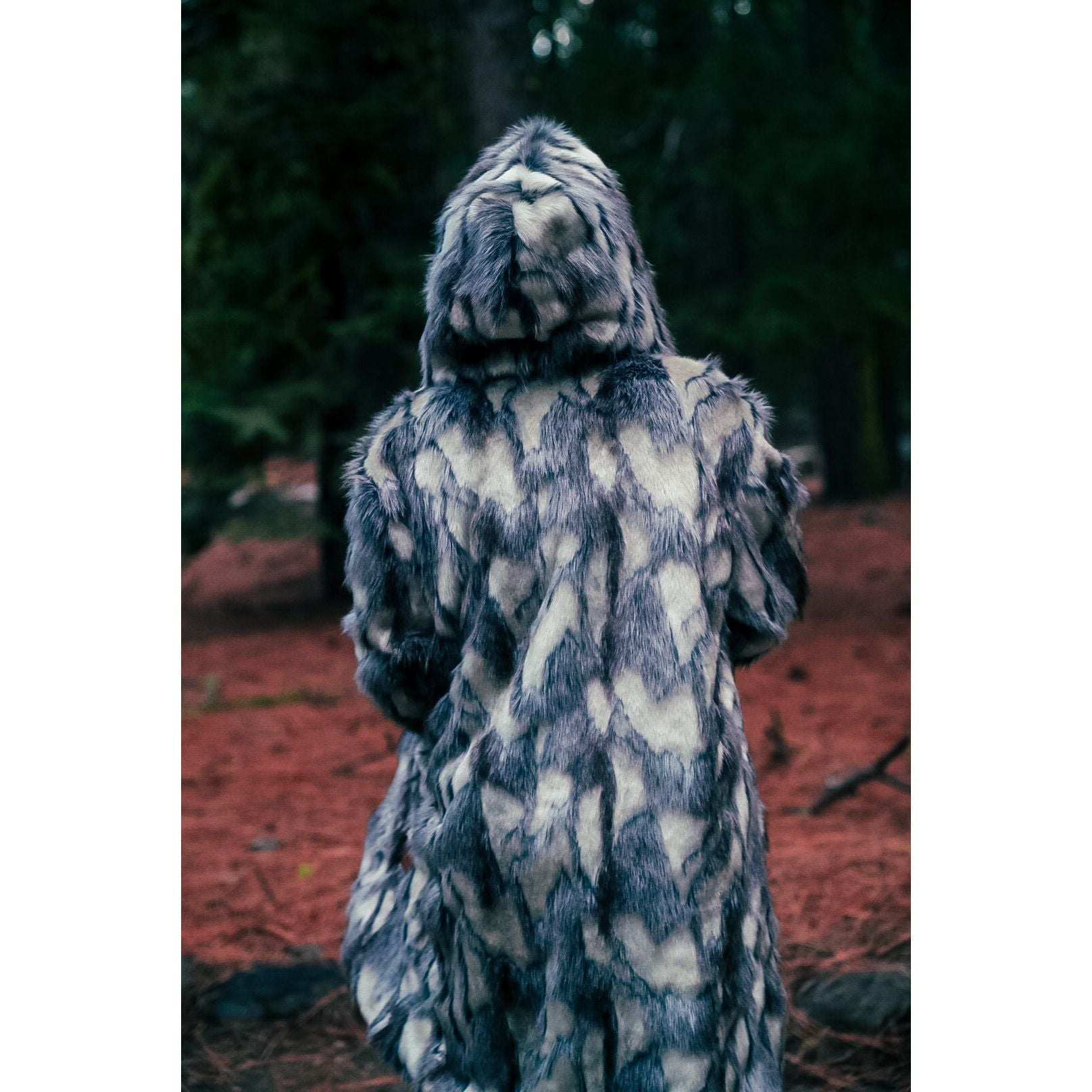 Grey Wolf Yeti - Kimono Dave