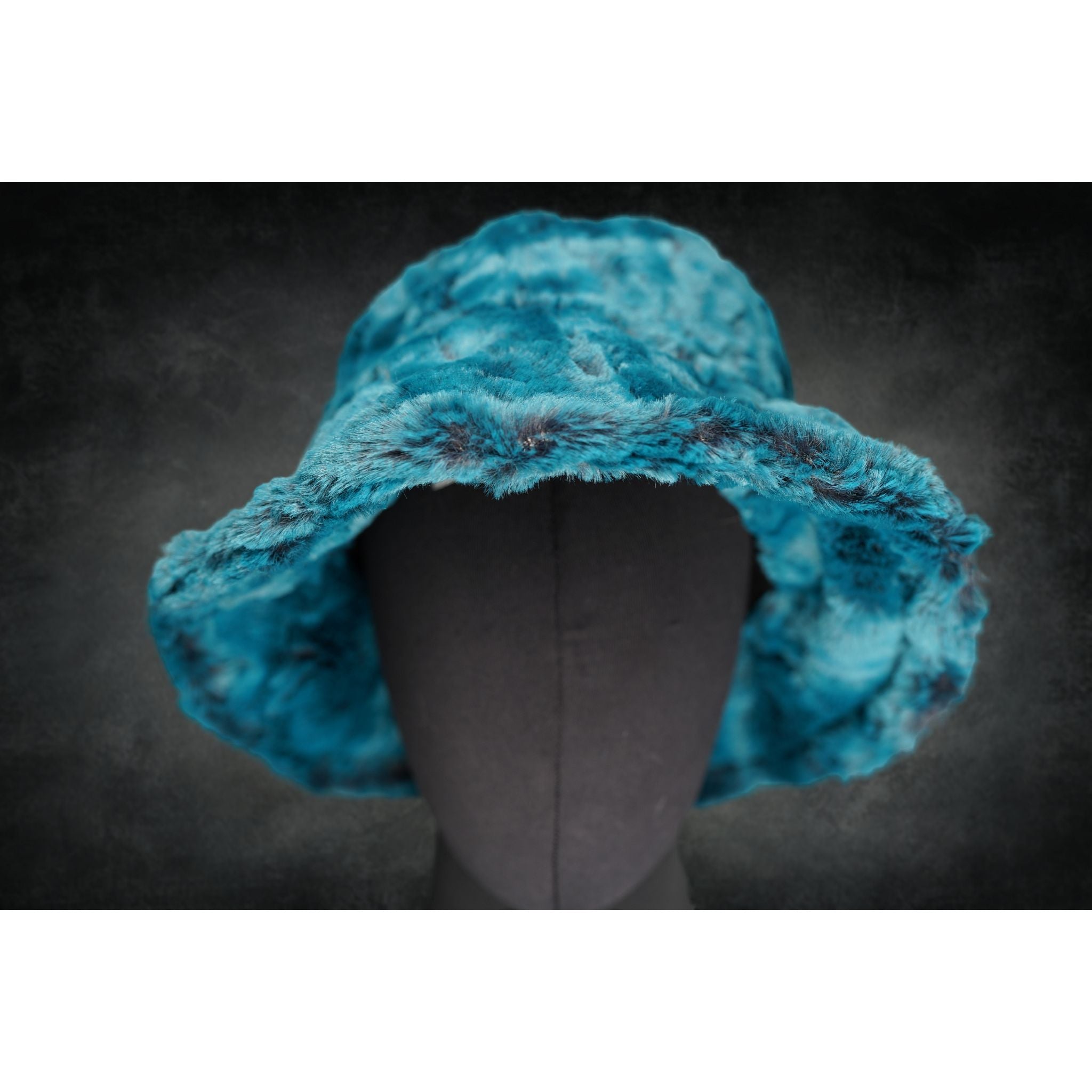 Mist Bucket - Kimono Dave