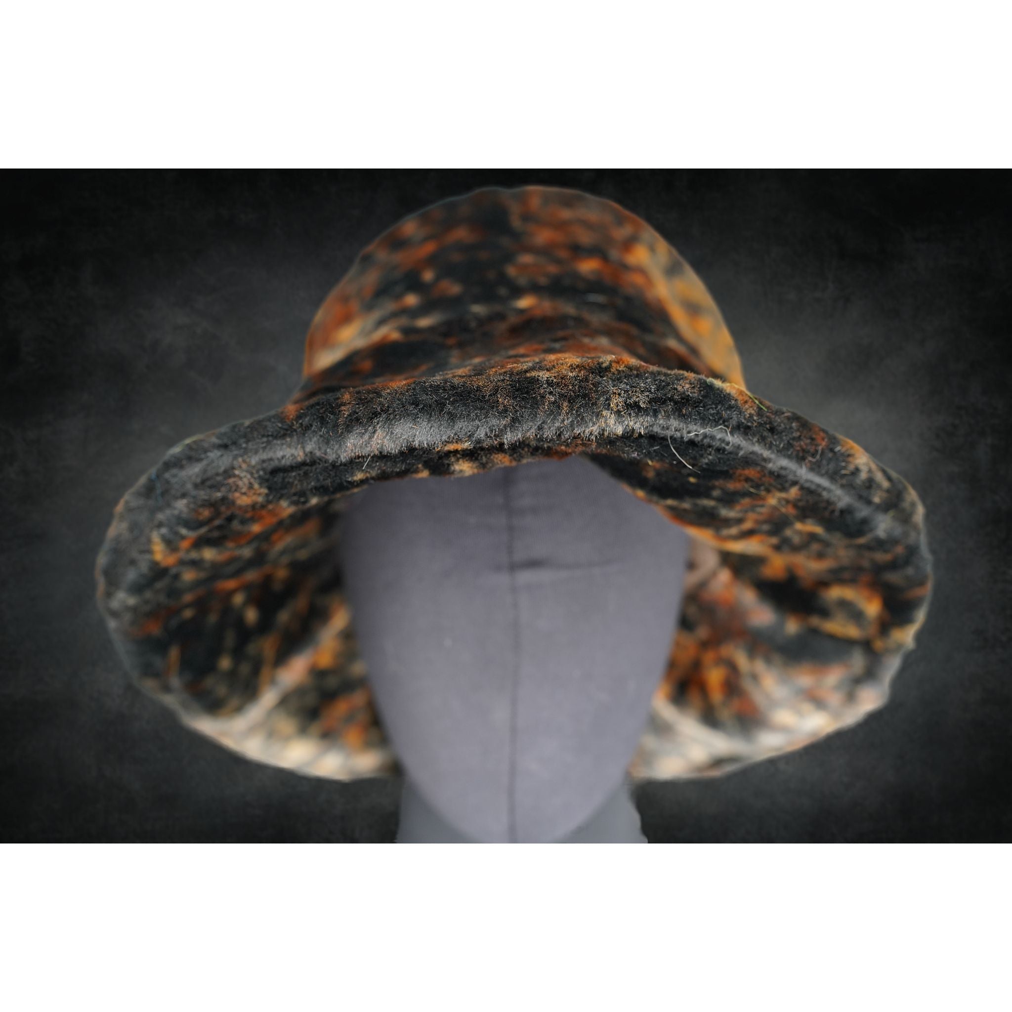 Velvet Ground Bucket - Kimono Dave