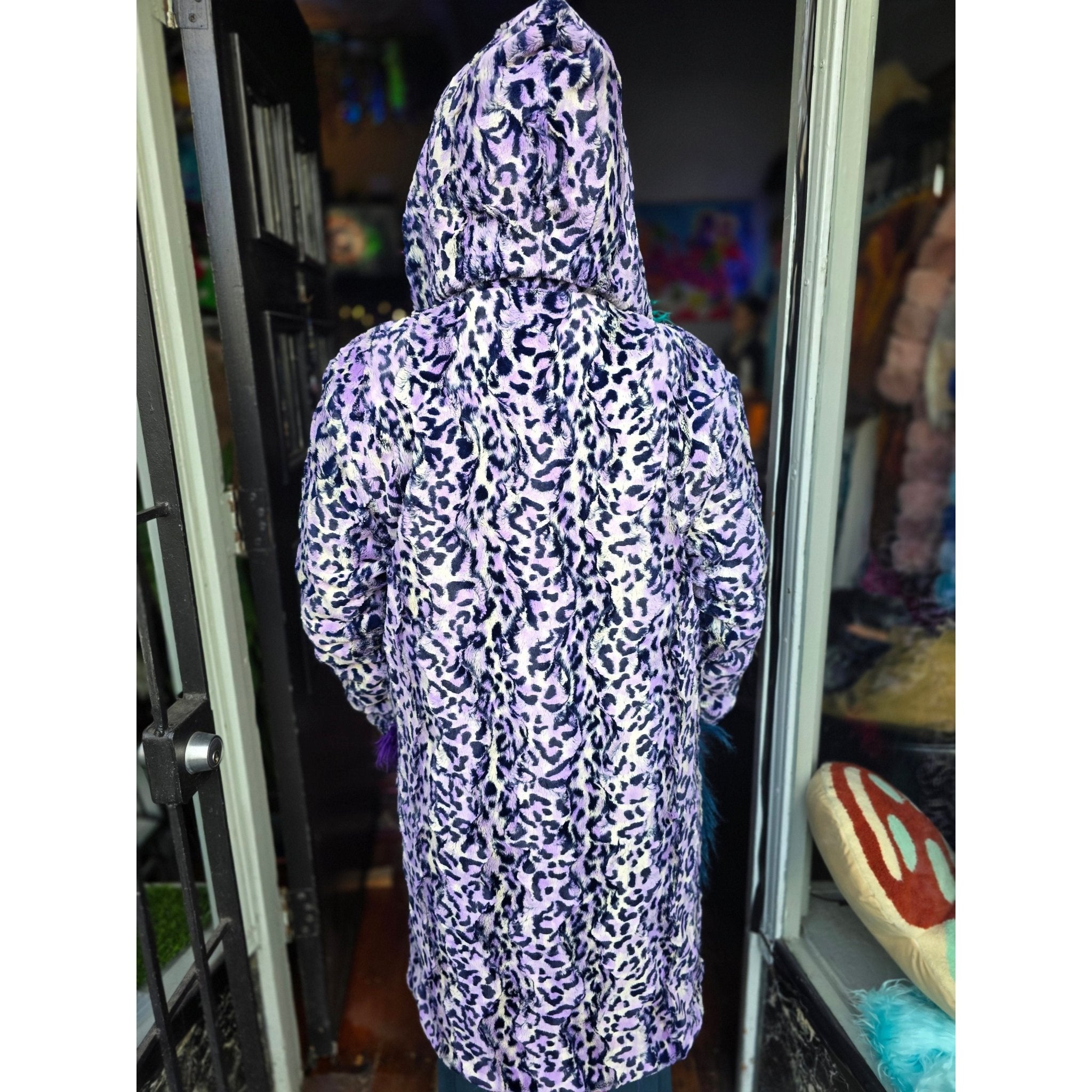 Vaporwave Cheetah Yeti Coat - Kimono Dave